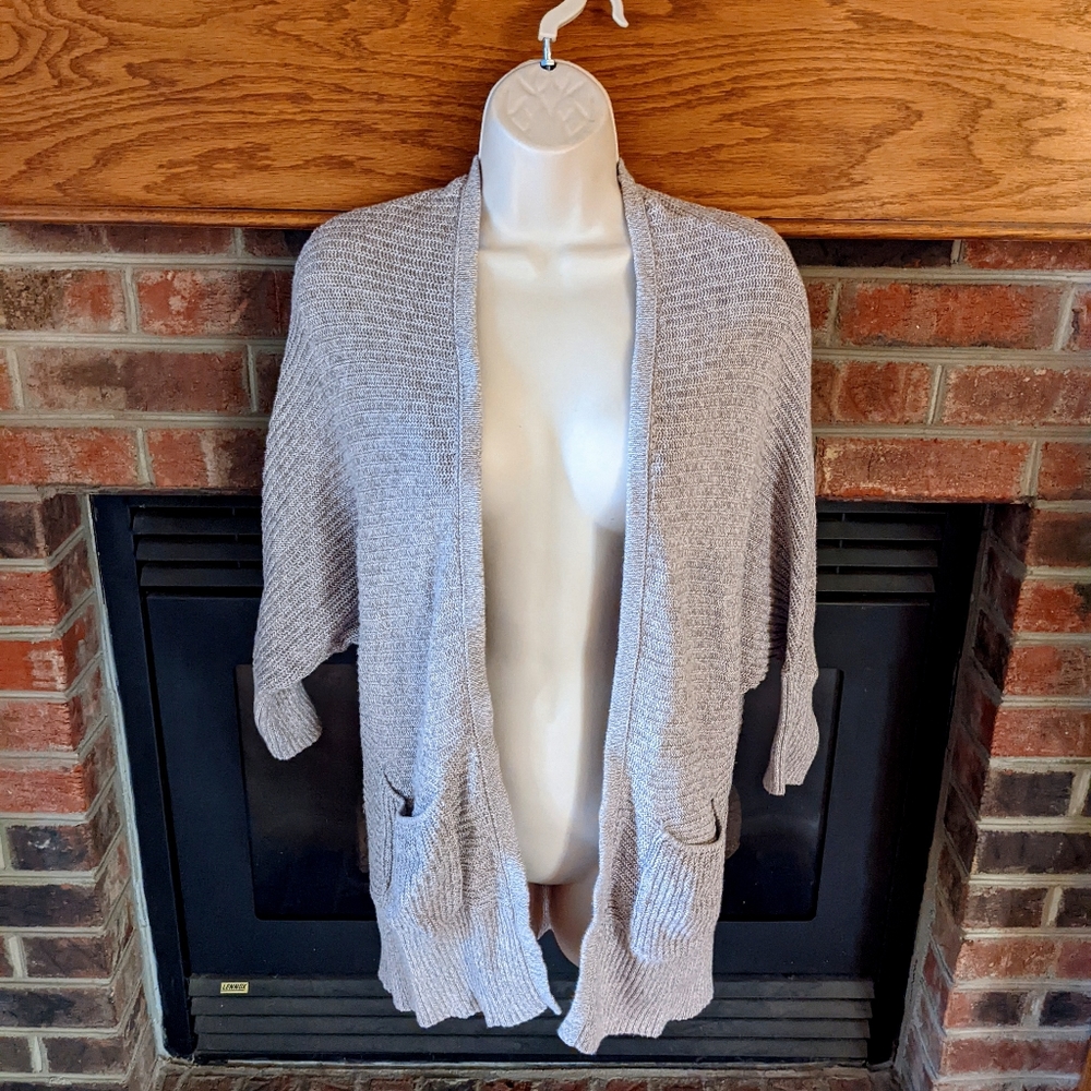 American eagle gray 3/4 sleeve cardigan size medium